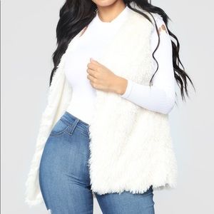 Essential Faux Fur Vest - Ivory